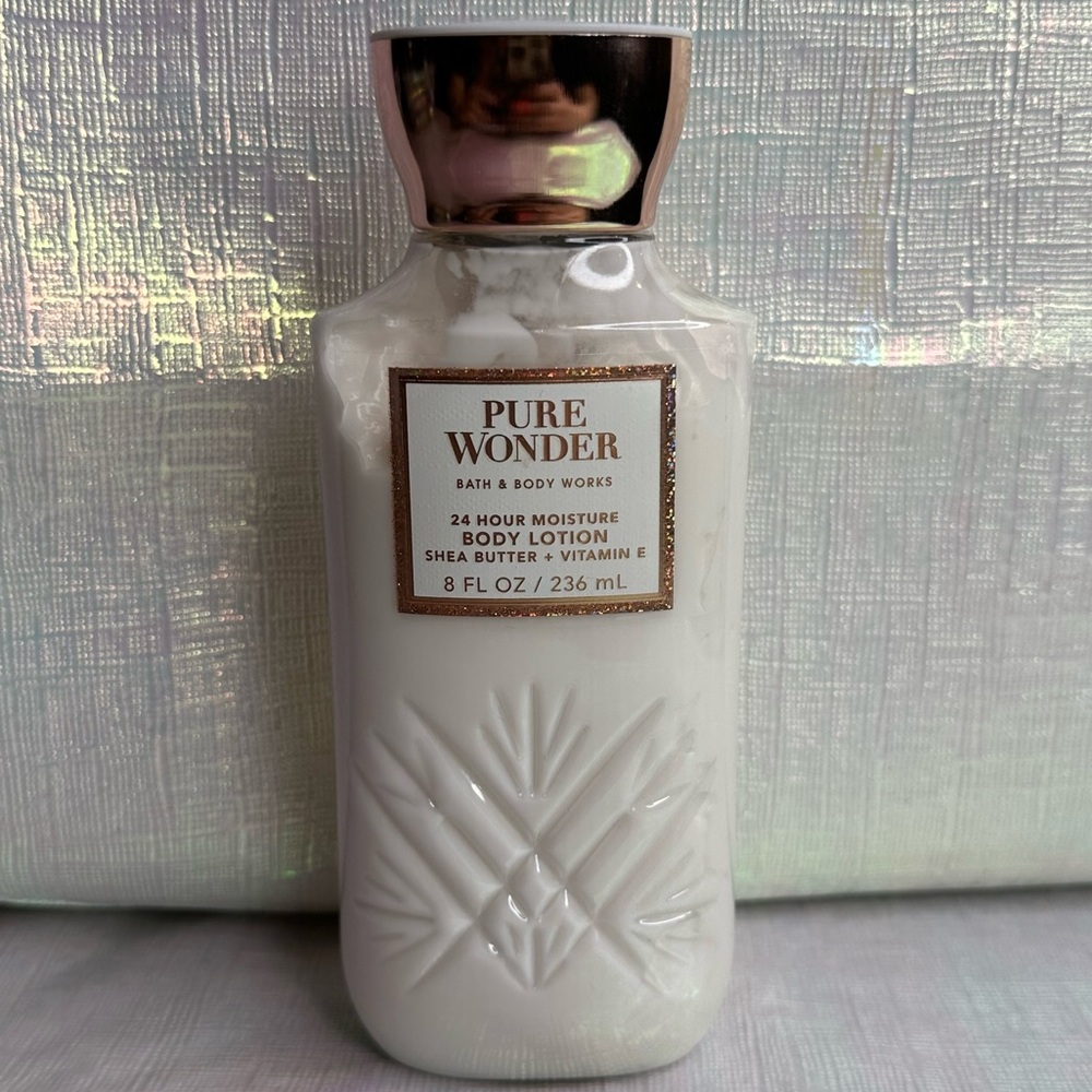 Bath & Body Works Pure Wonder Moisturizing Body Lotion New Full Size